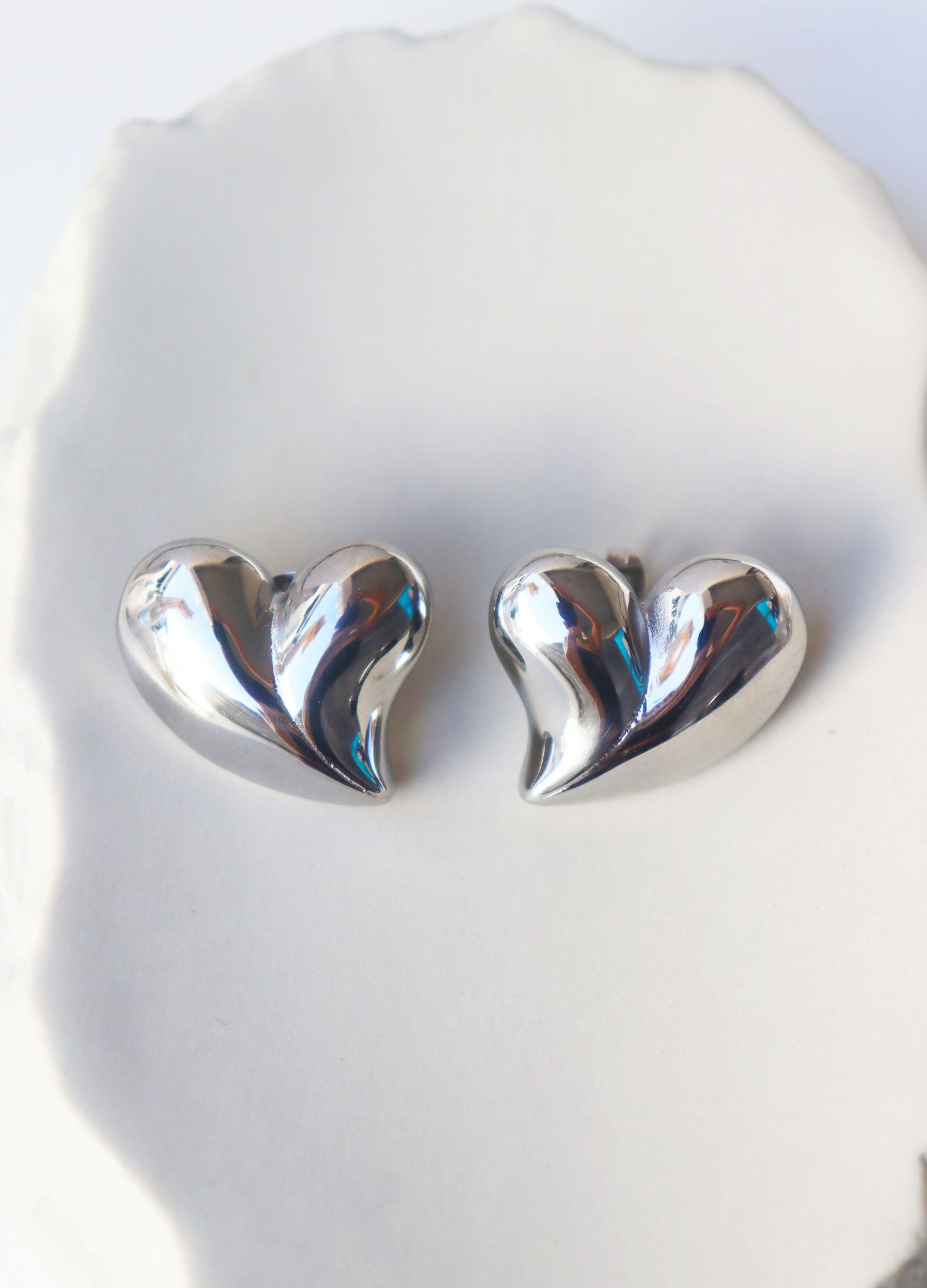 ARETES AMOR PLATA