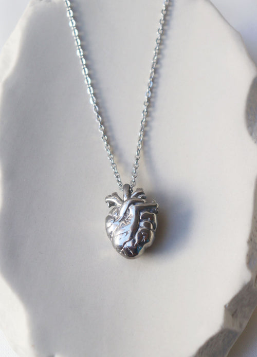 COLLAR REAL HEART PLATA