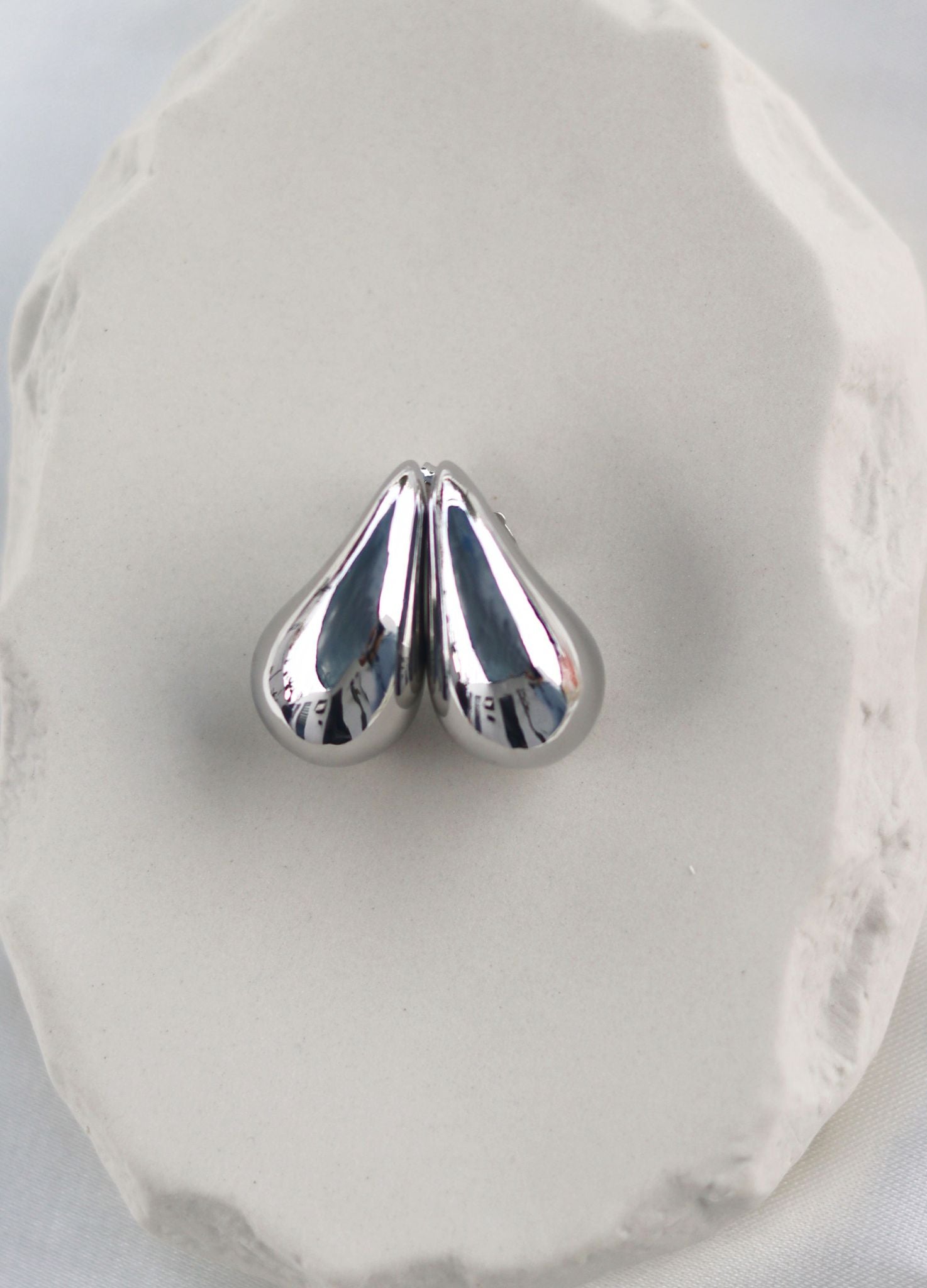 ARETES GOTA PLATA