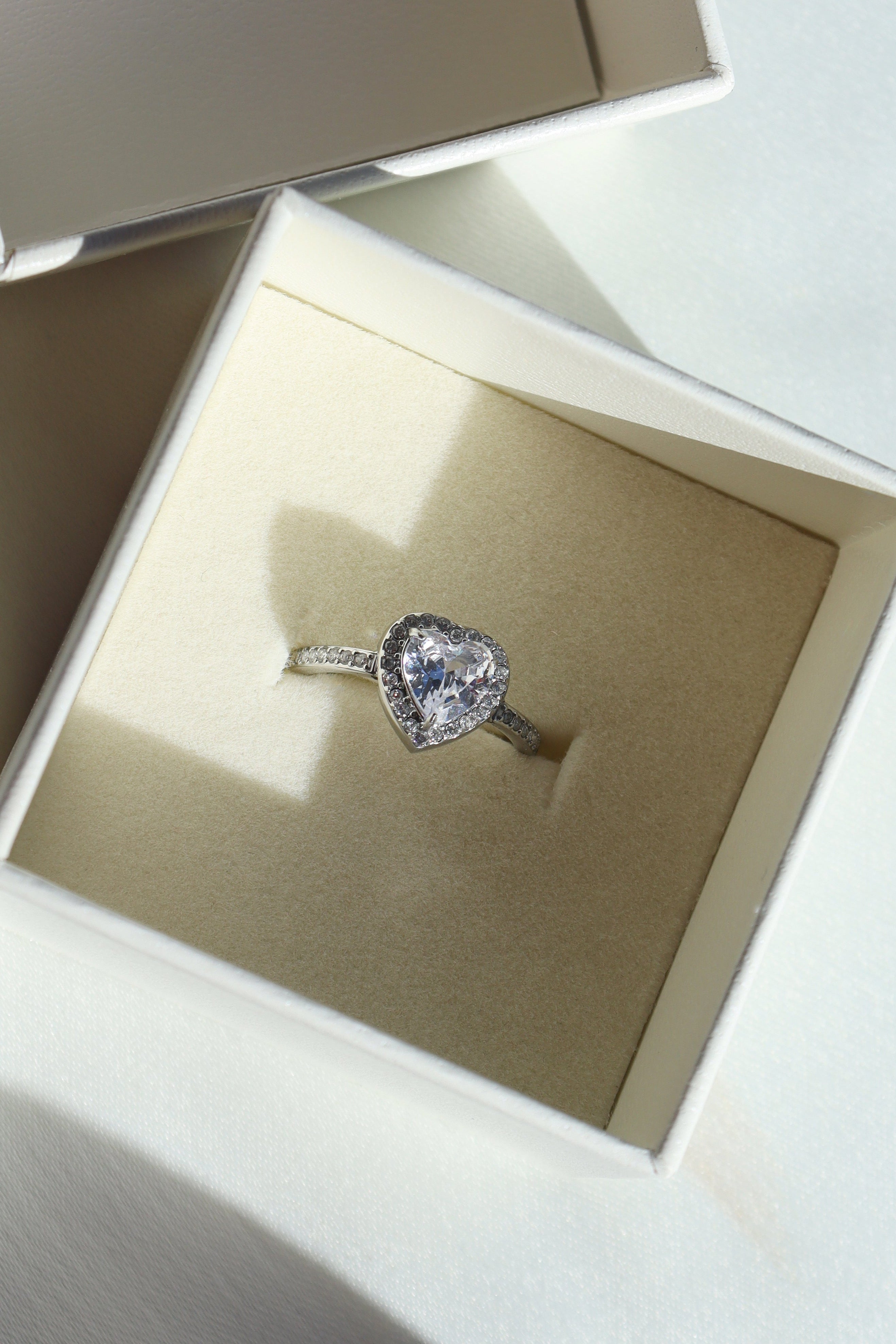 ANILLO DE PROMESA PLATA